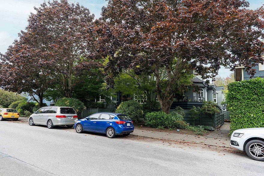 109 1925 W 2nd Avenue