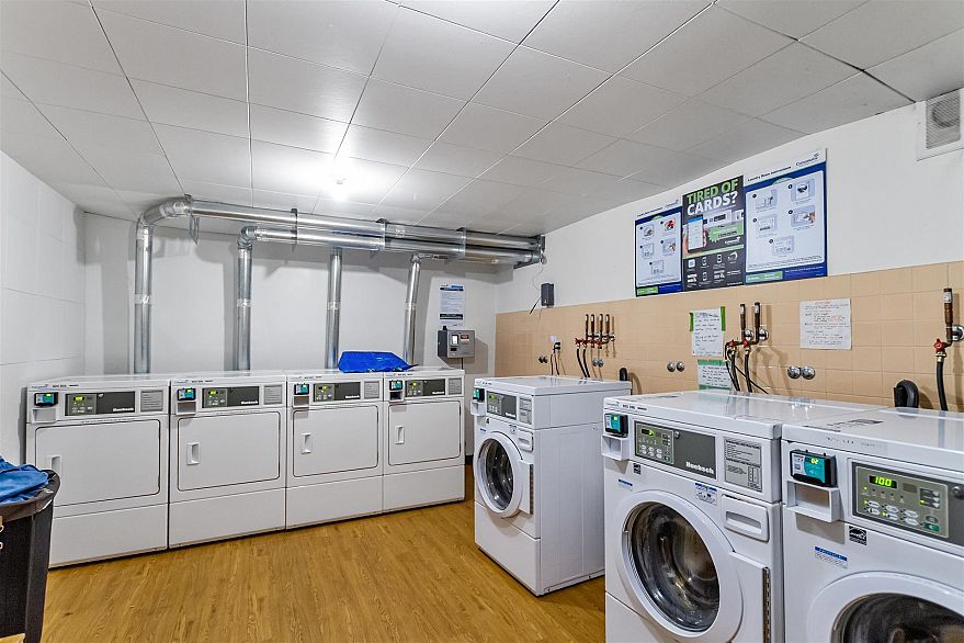 207 2025 W 2nd Avenue