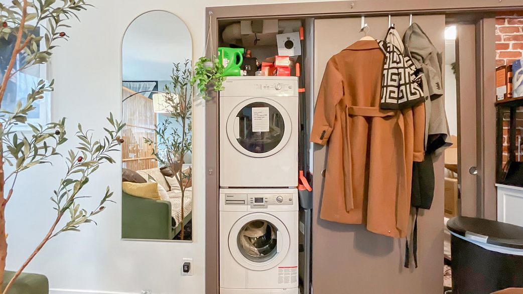 1205 68 Smithe Street