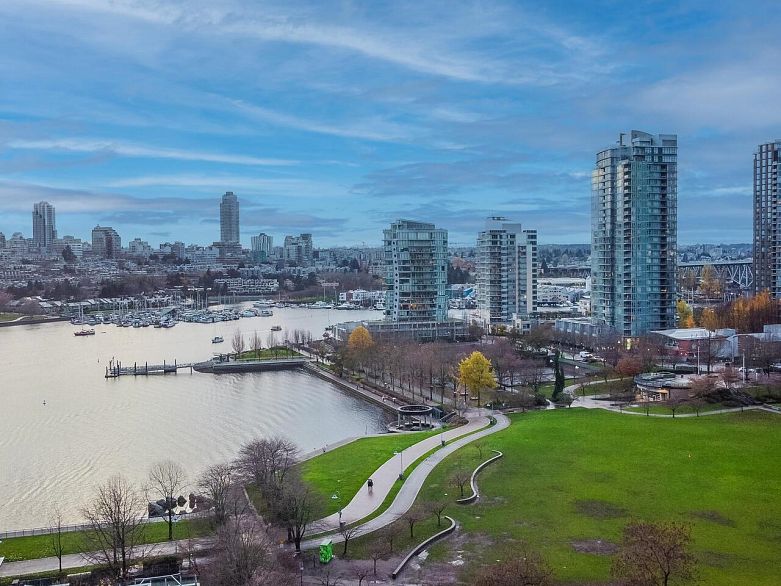 18C 139 Drake Street