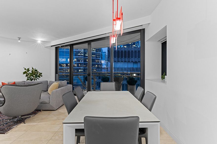 1807 838 W Hastings Street