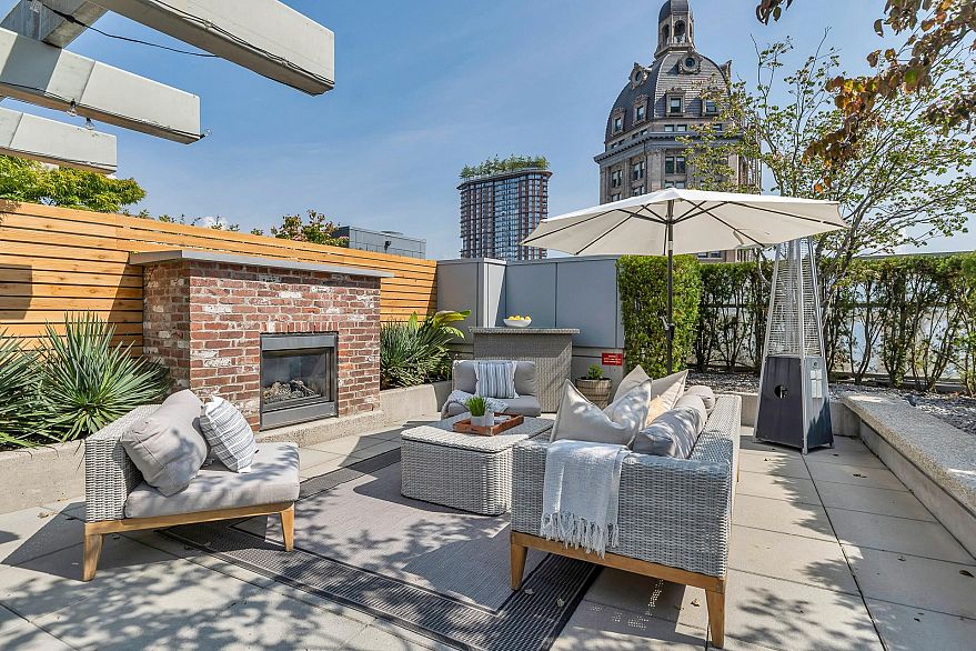 703 546 Beatty Street