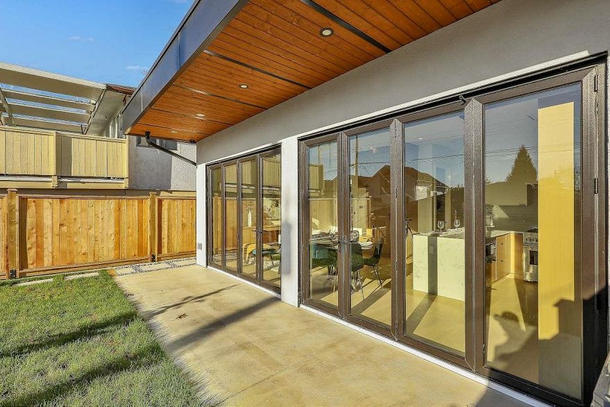 2 3558 Turner Street