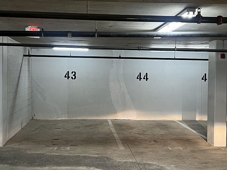 307 2858 W 4th Avenue