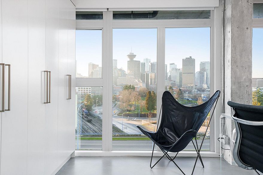 624 289 Alexander Street