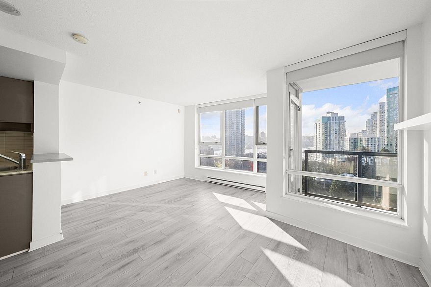 1501 939 Expo Boulevard