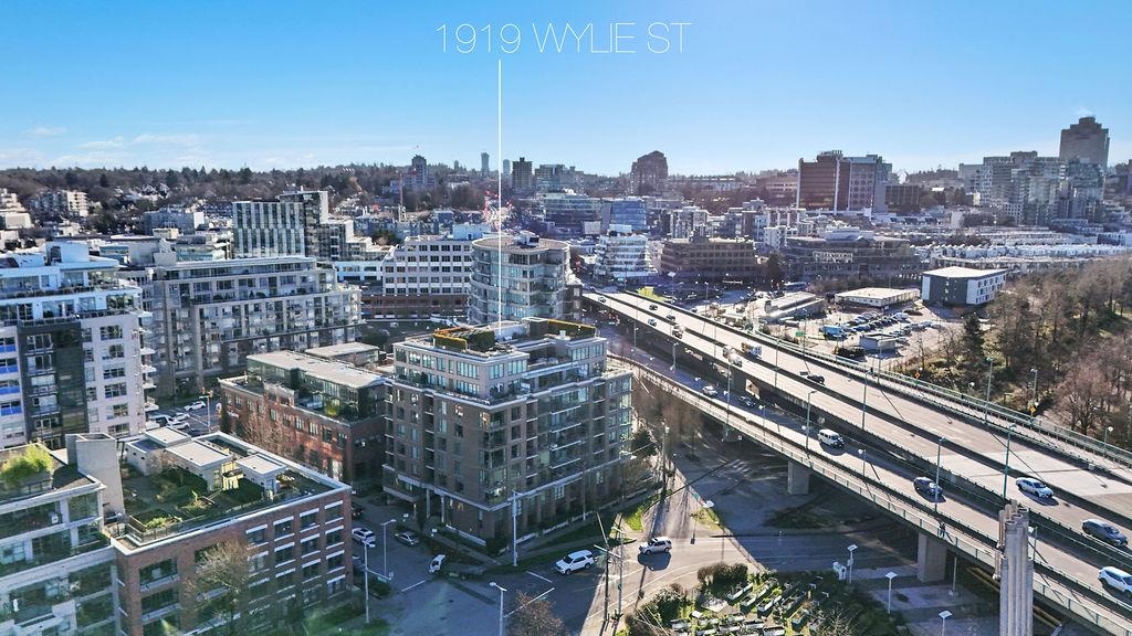 901 1919 Wylie Street