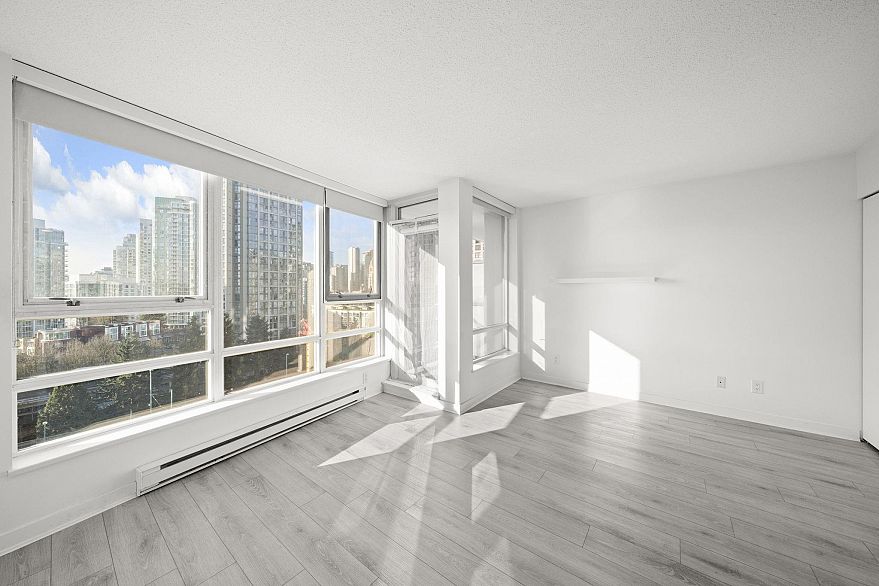 1501 939 Expo Boulevard