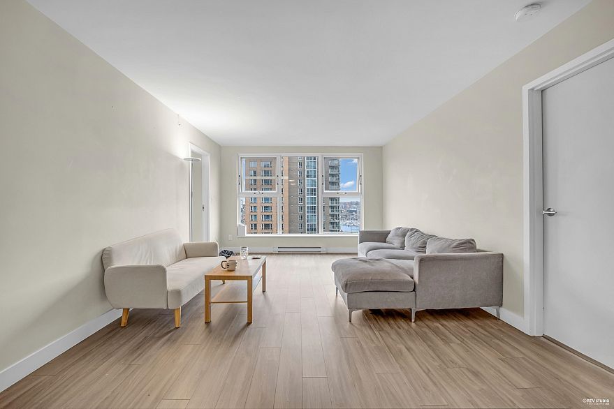 1603 1323 Homer Street