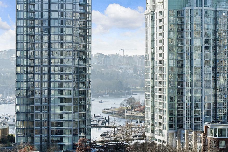 1501 939 Expo Boulevard