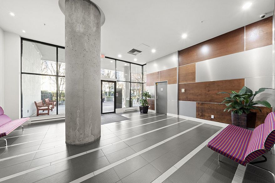 1501 939 Expo Boulevard