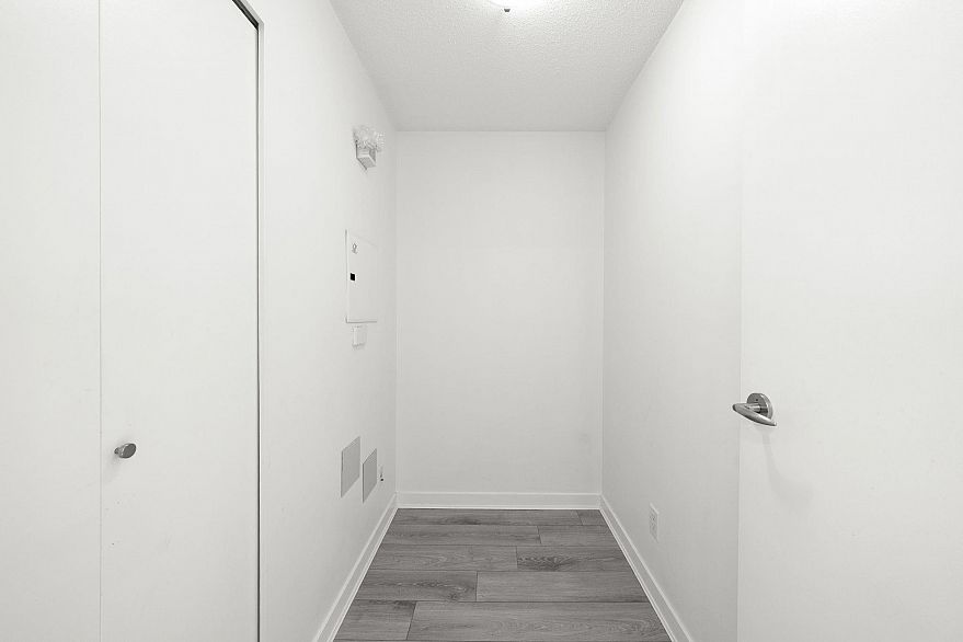 1501 939 Expo Boulevard