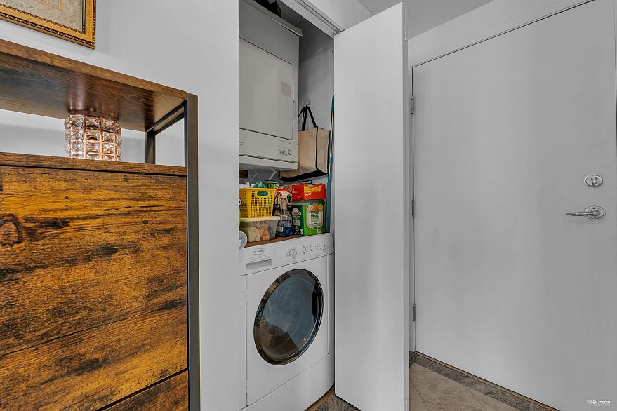 1905 1331 Alberni Street