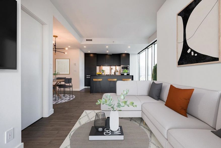 4208 1480 Howe Street