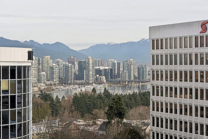 901 1030 W Broadway Street