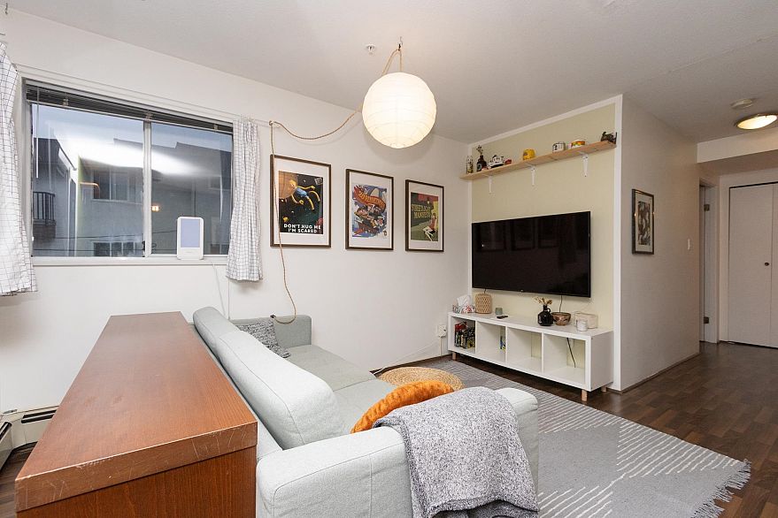 205 33 N TEMPLETON DRIVE, Vancouver BC V5L 3C9