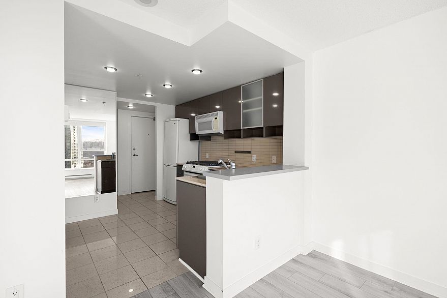 1501 939 Expo Boulevard