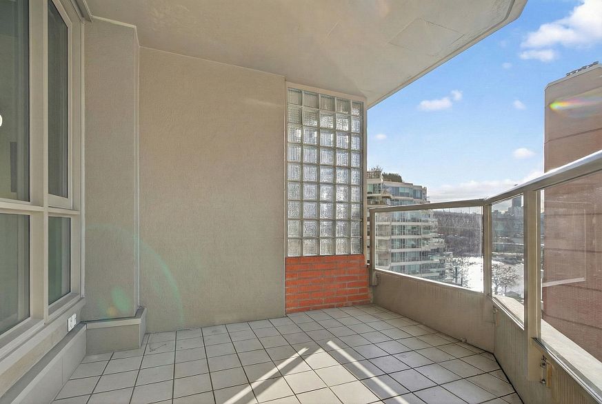 603 1625 Hornby Street