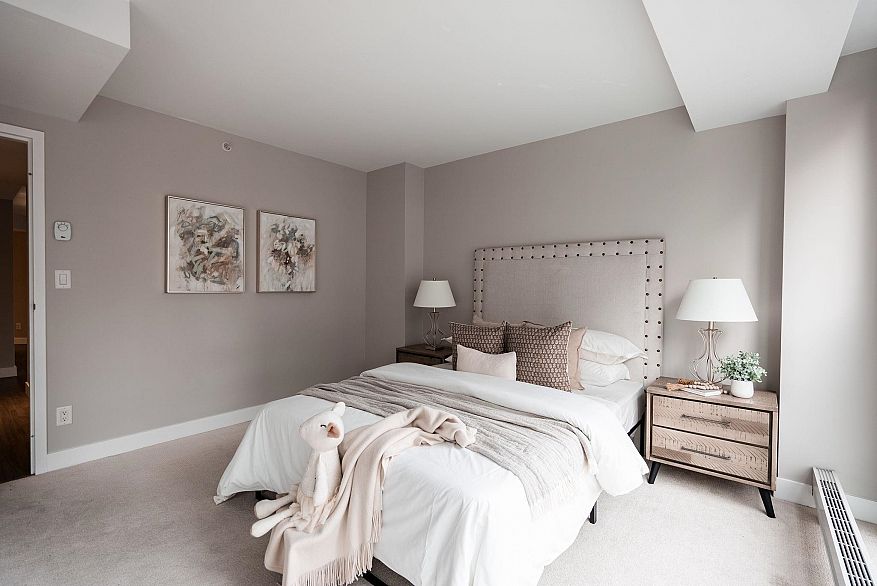 202 1323 Homer Street