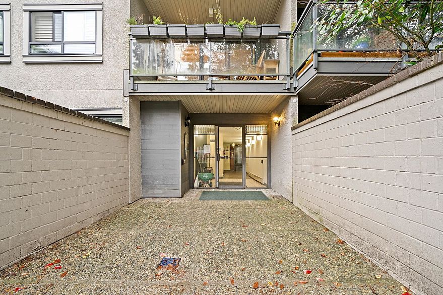 304 319 E 7th Avenue