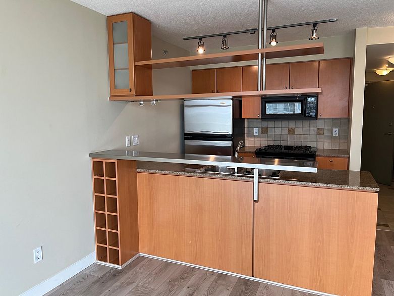 2308 1438 RICHARDS STREET, Vancouver BC V6Z 3B8