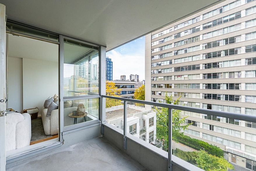 604 1420 W Georgia Street