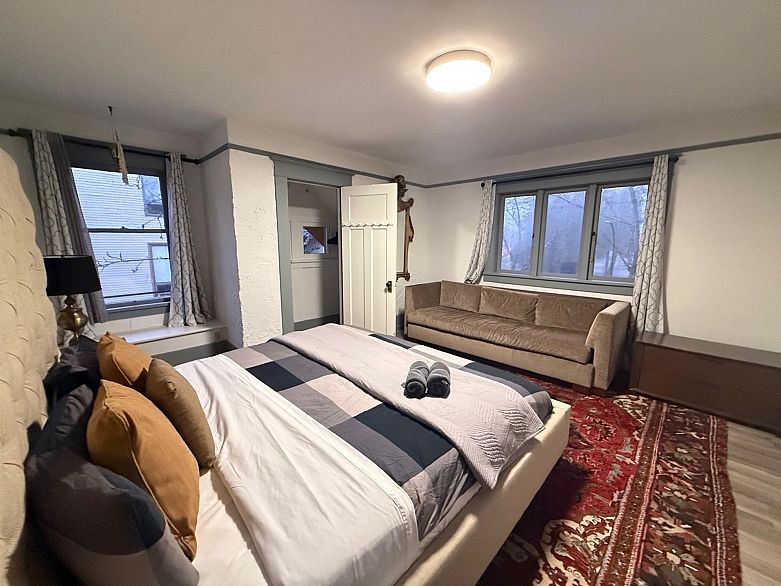 2029 COLLINGWOOD STREET, Vancouver BC V6R 3K7