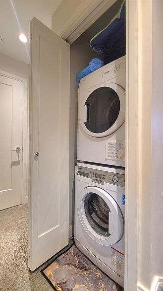 901 E Broadway Street