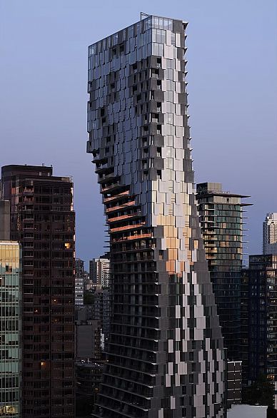 2702 1568 Alberni Street