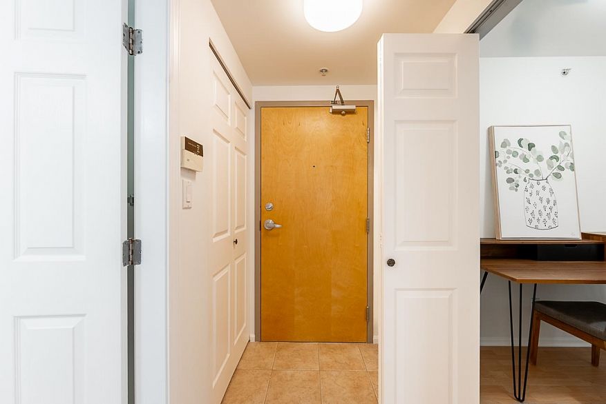 604 1420 W Georgia Street