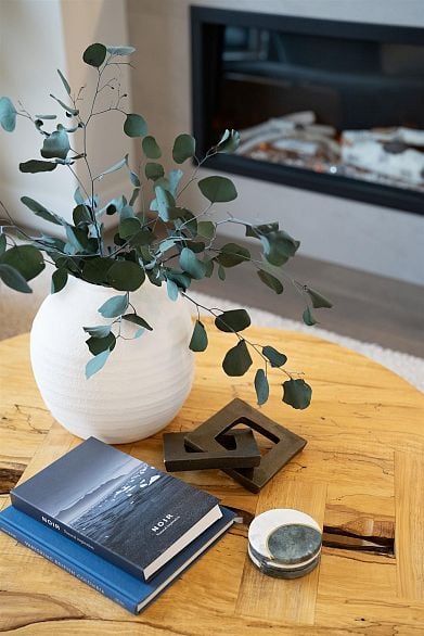 1201 2785 Library Lane