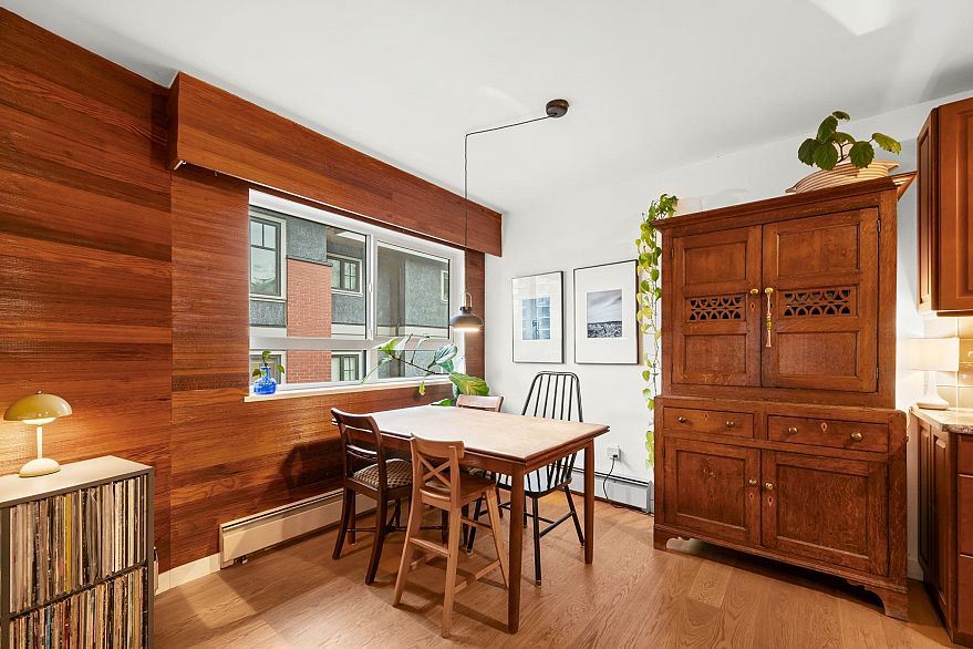 304 319 E 7th Avenue