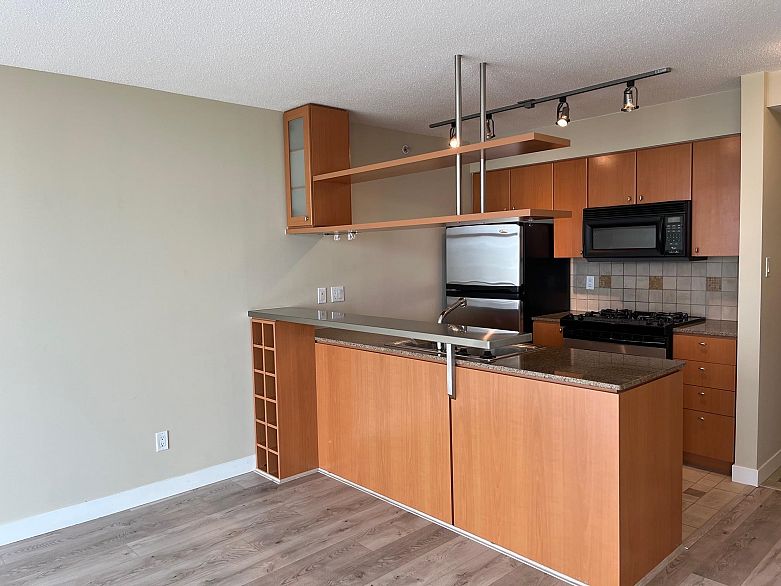 2308 1438 RICHARDS STREET, Vancouver BC V6Z 3B8