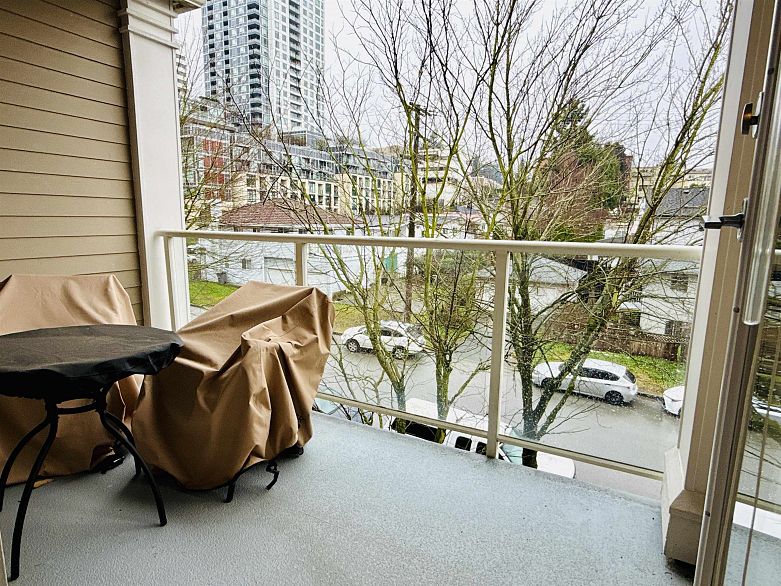 301 3651 Foster Avenue