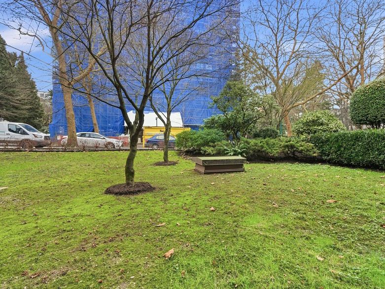 102 1655 Nelson Street