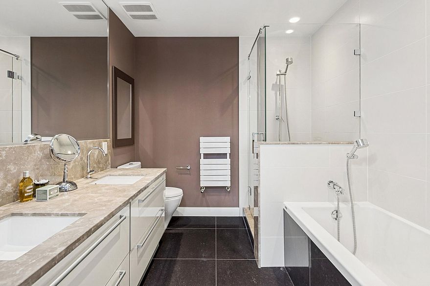 PH1606 288 W 1st Avenue