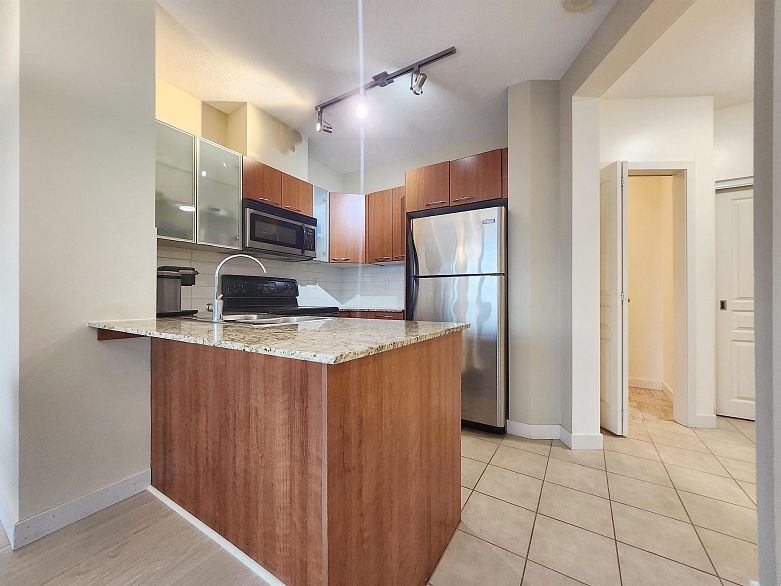 1307 4028 Knight Street