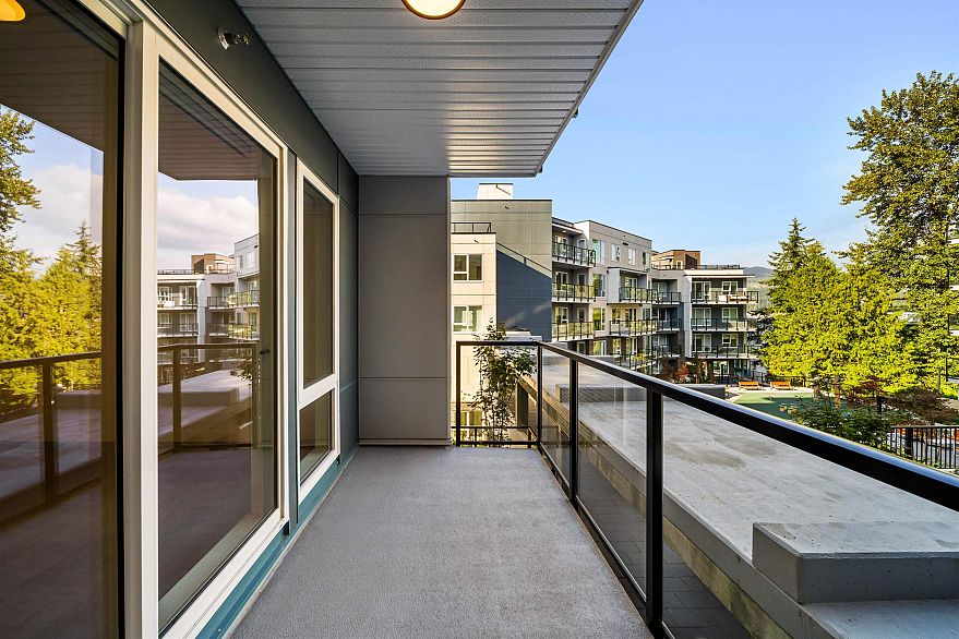 221 2002 St. George Street