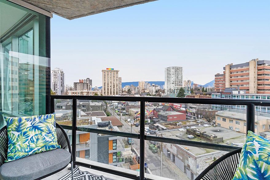 801 1003 BURNABY STREET, Vancouver BC V6E 4R7