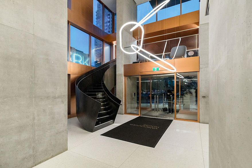 808 1480 Howe Street