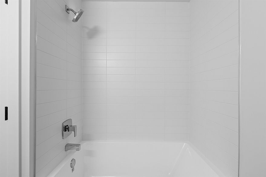 221 2002 St. George Street