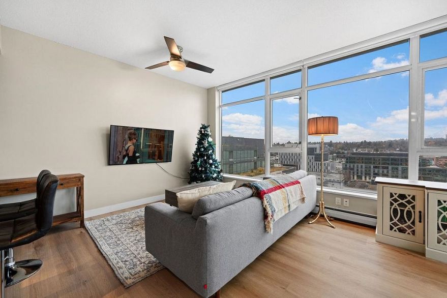 1708 168 W 1st Avenue