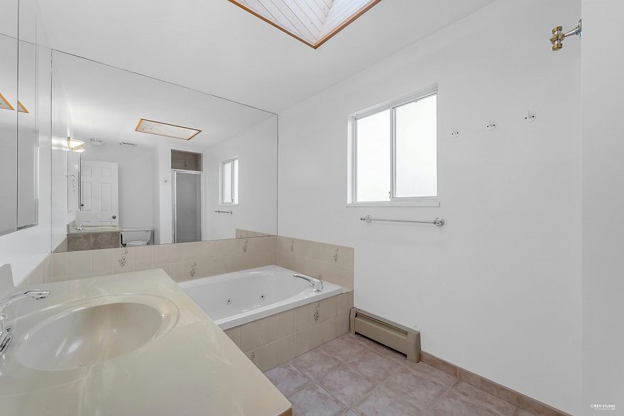 2068 Scarboro Avenue