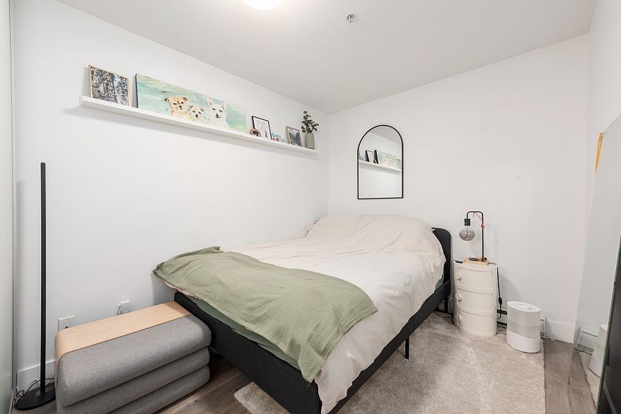 217 2150 E Hastings Street