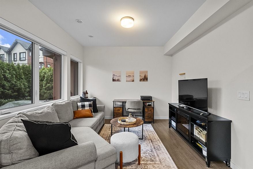 147 4738 Hemlock Way