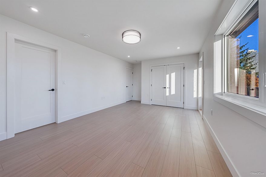 2 4211 Graveley Street