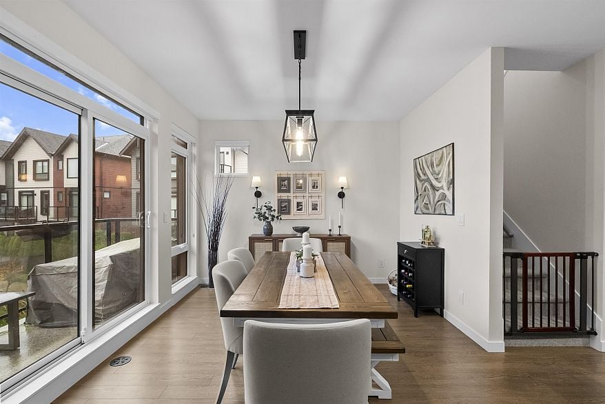 147 4738 Hemlock Way