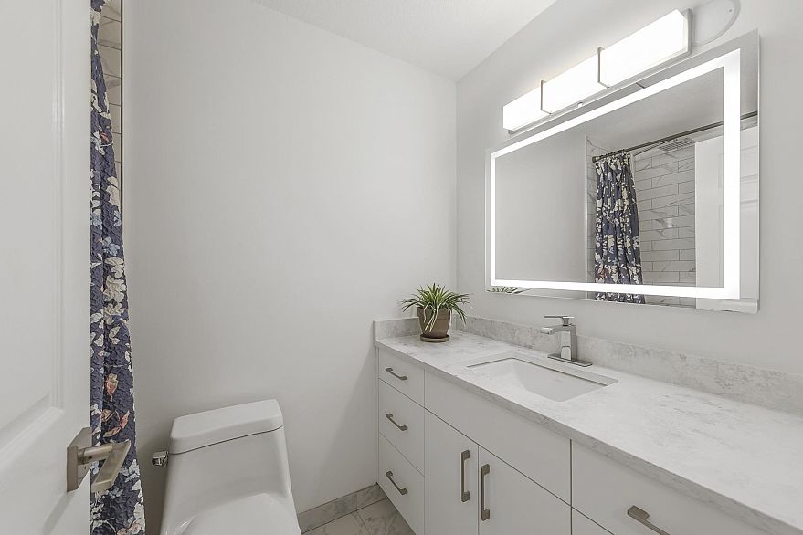 101 1333 W 7th Avenue