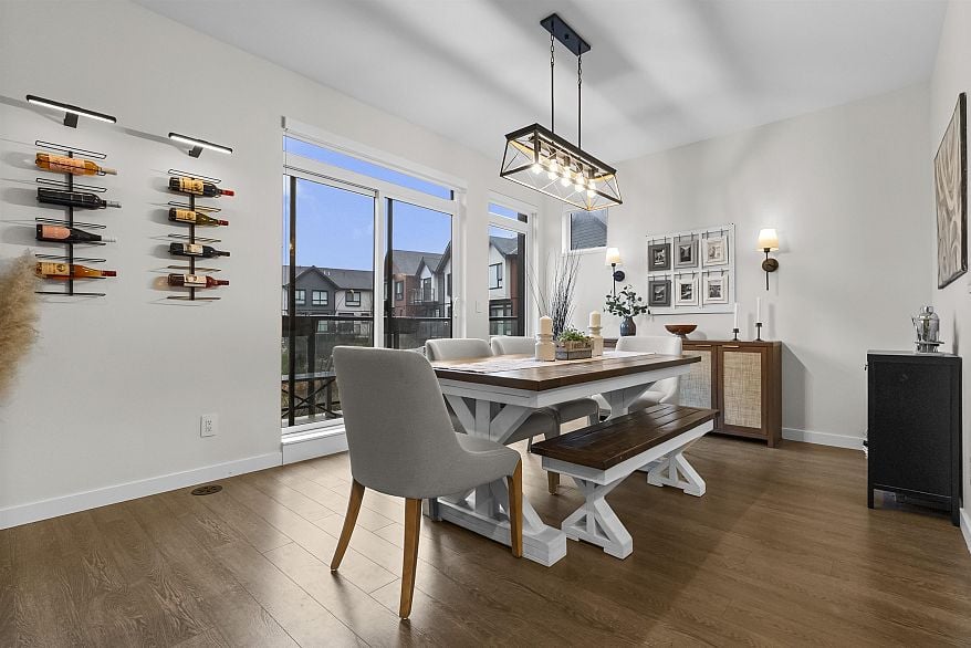 147 4738 Hemlock Way