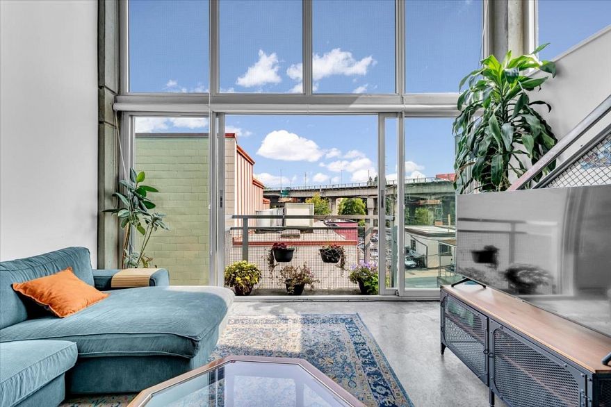 516 1540 W 2nd Avenue